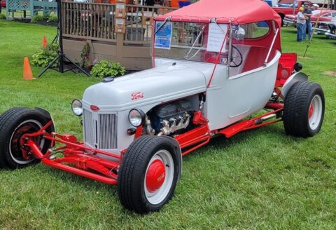 Cruise-In & Craft Show